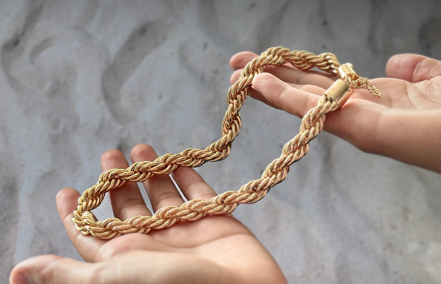 Collares
